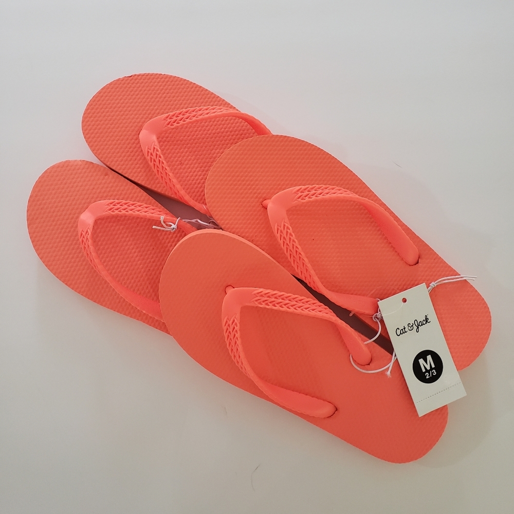 TWO Pairs of Girl's Cat & Jack Flip Flops Size 2/3